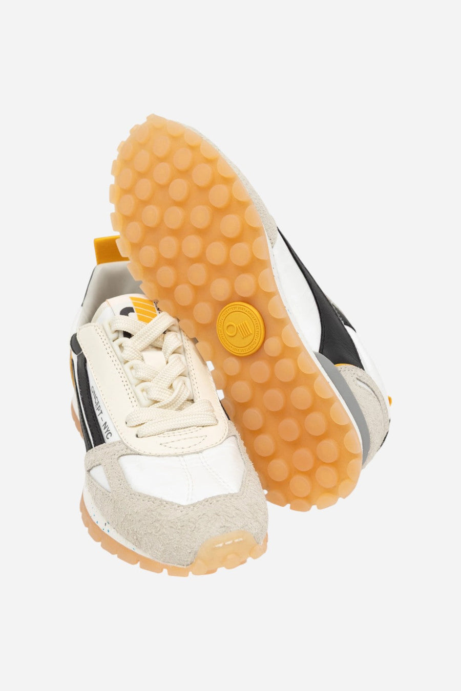 Oncept Toronto in White - Black – detail