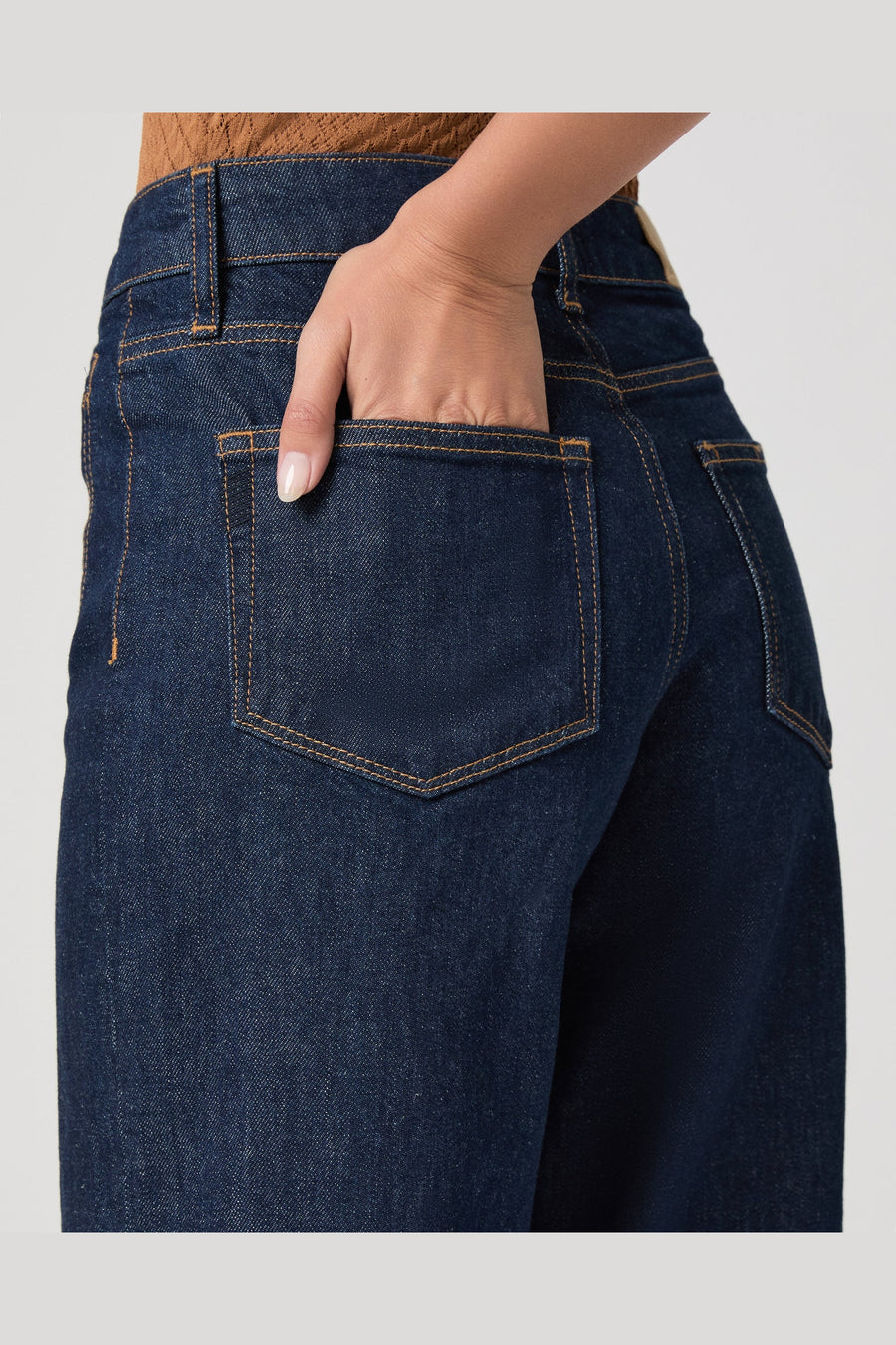 Paige Anessa 31" Welt Stitch Wide Leg Jean in Amora – detail