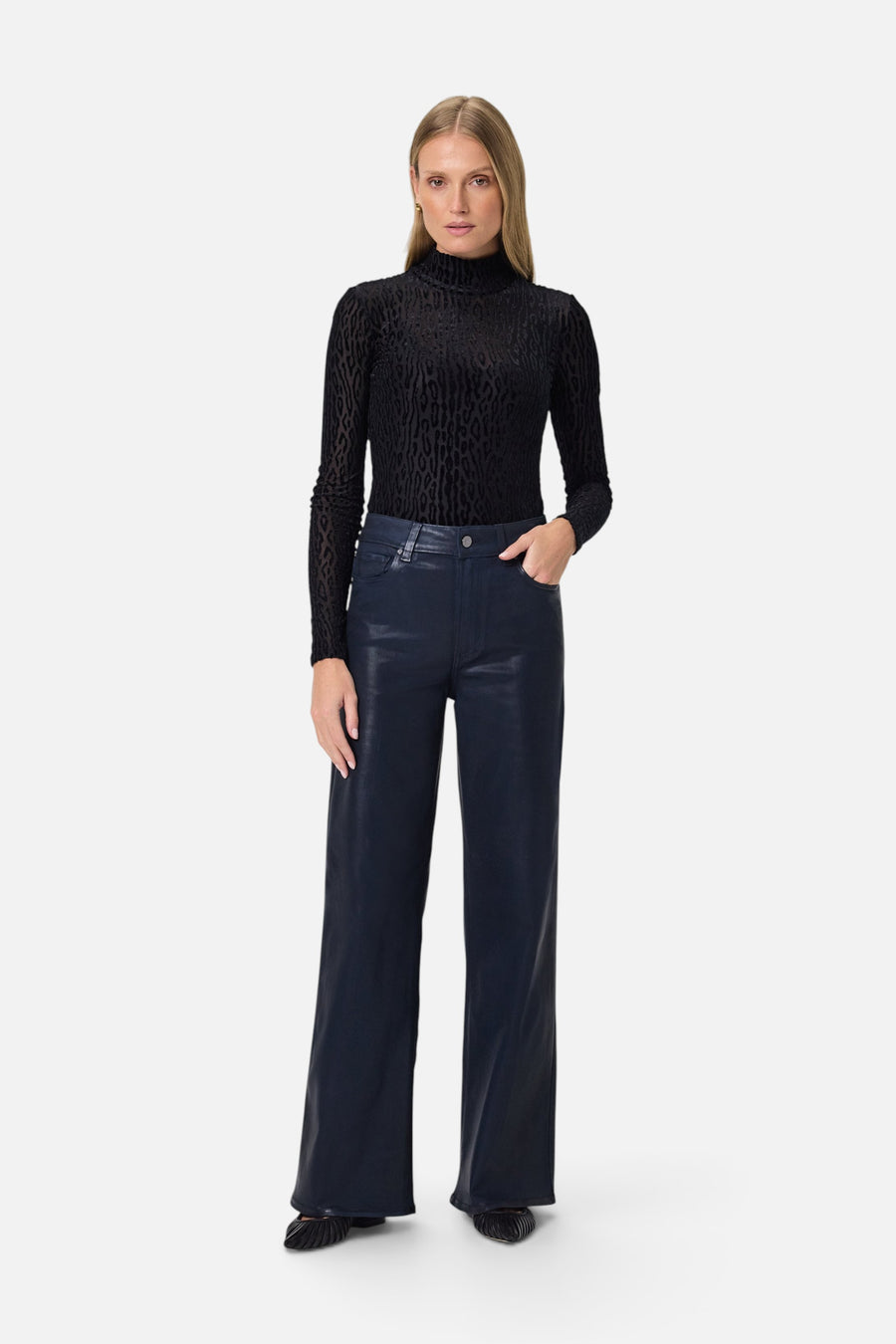 Paige Anessa 31" Wide Leg Jean in Navy Seascape Luxe Coating – full length