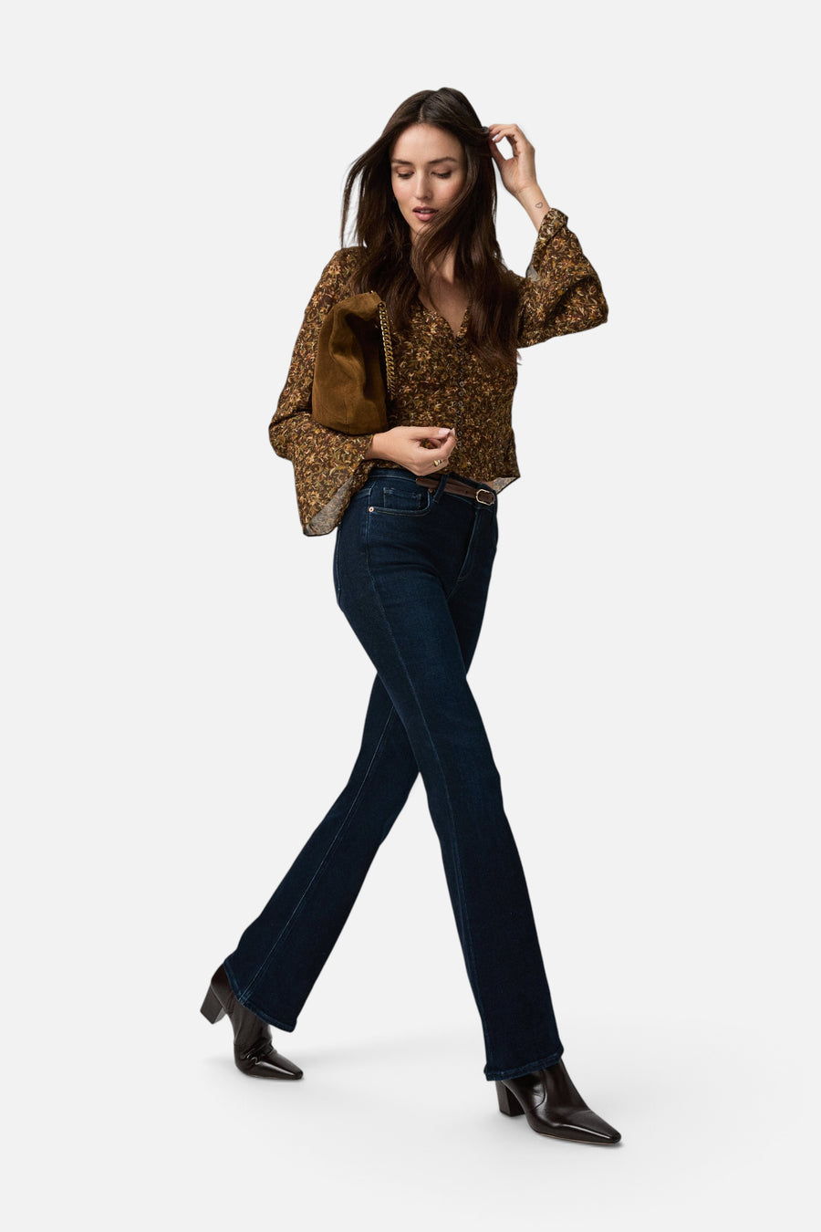 Paige High Rise Laurel Canyon 32-Inch Bootcut Jean in Phenomenon – front view
