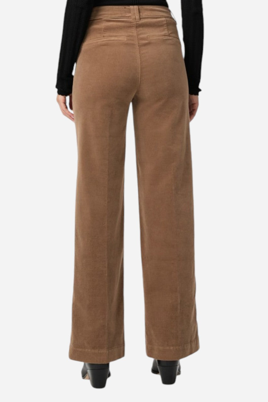 Paige Sasha 32" Patch Pocket in Burnt Sugar – side view