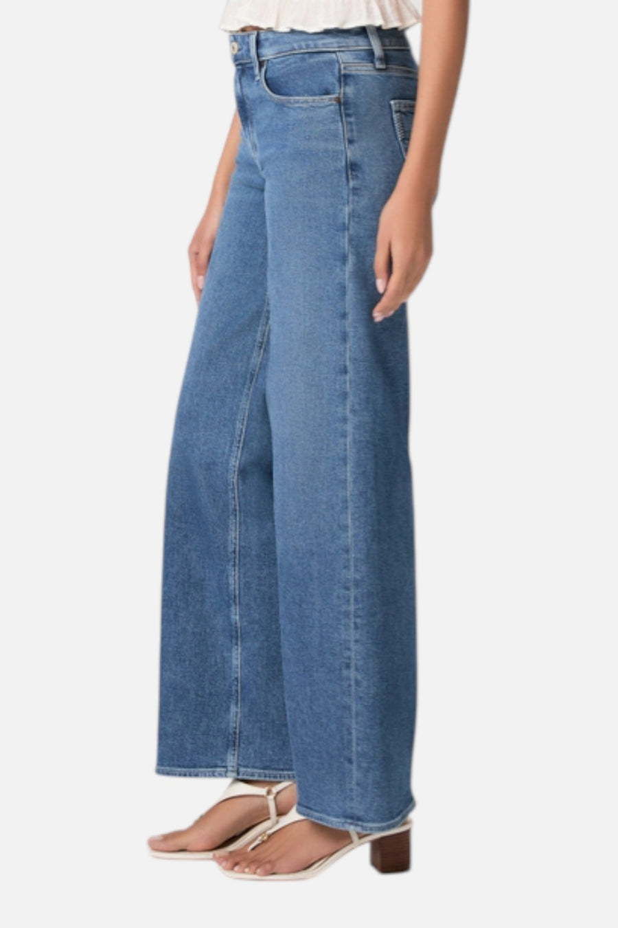 Paige Women's Tatum 32" Wide Leg Jean in Saint Martin – on model