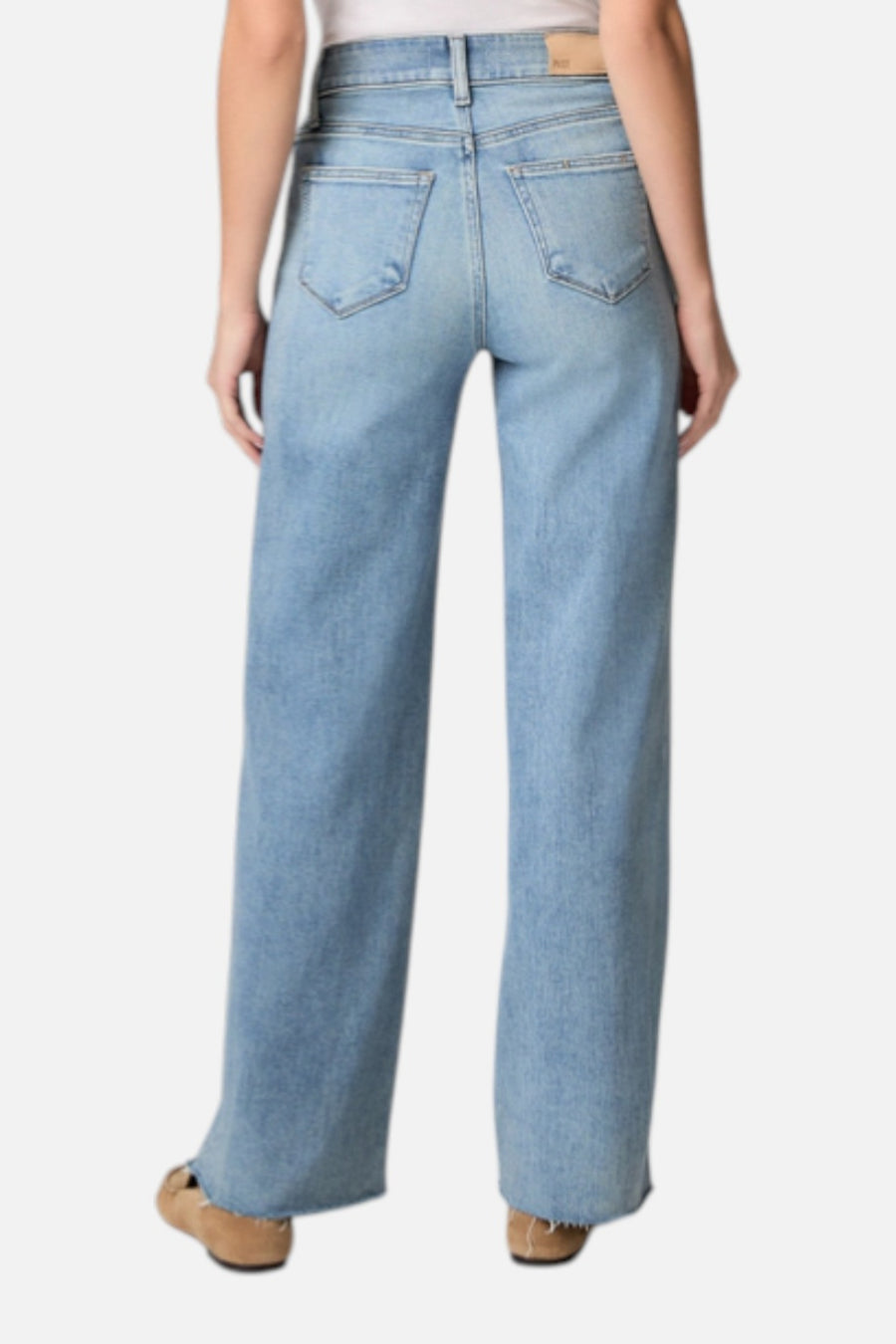 Paige Womne's Anessa 31" Wide Leg Jean in Explorer – on model