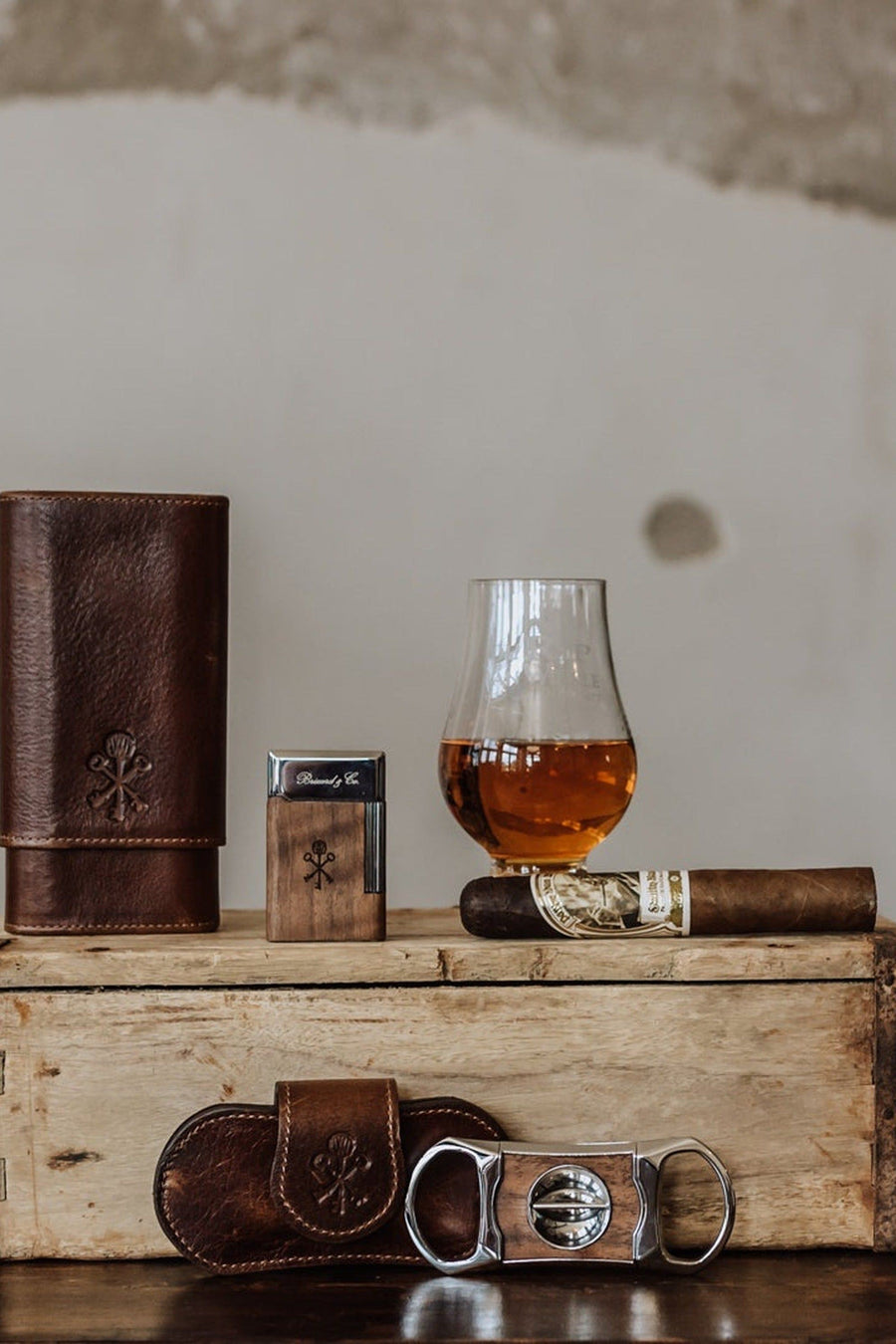 Pappy & Company Old Rip Van Winkle Glencairn Whiskey Glass – back view