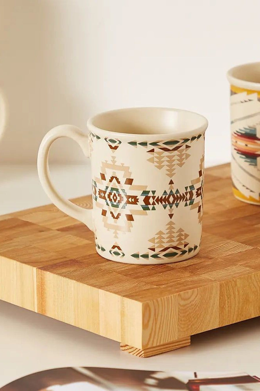 Pendleton High Desert Ceramic Mugs, Set of 4 – side view