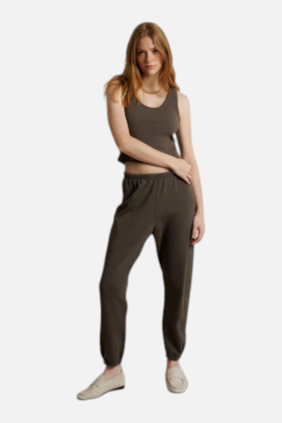 Perfect White Tee Johnny Speckled Sweatpants in Dark Olive – alternate