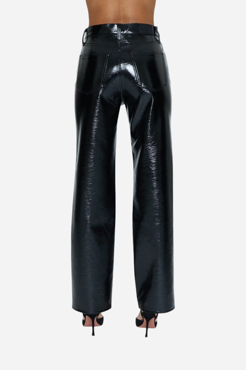 Pistola Cassie in Black Vinyl – side view