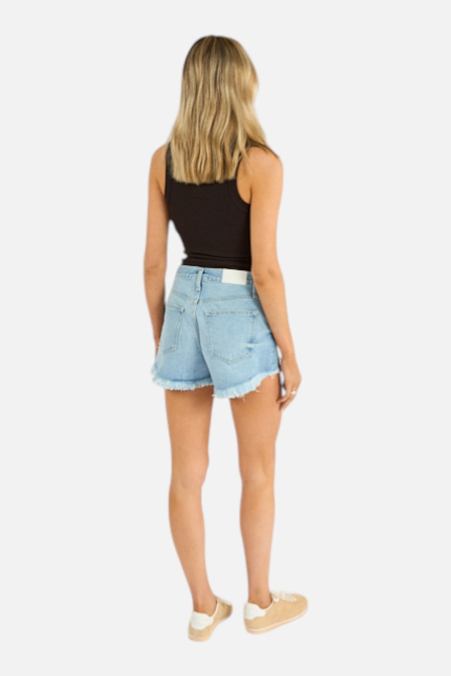 Pistola Gigi Shorts in Leisure Distressed – on model