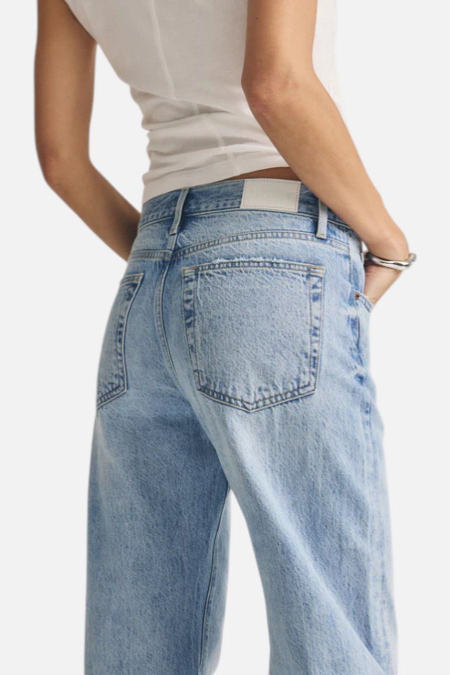 Pistola Larsen Jeans in Mellow – side view
