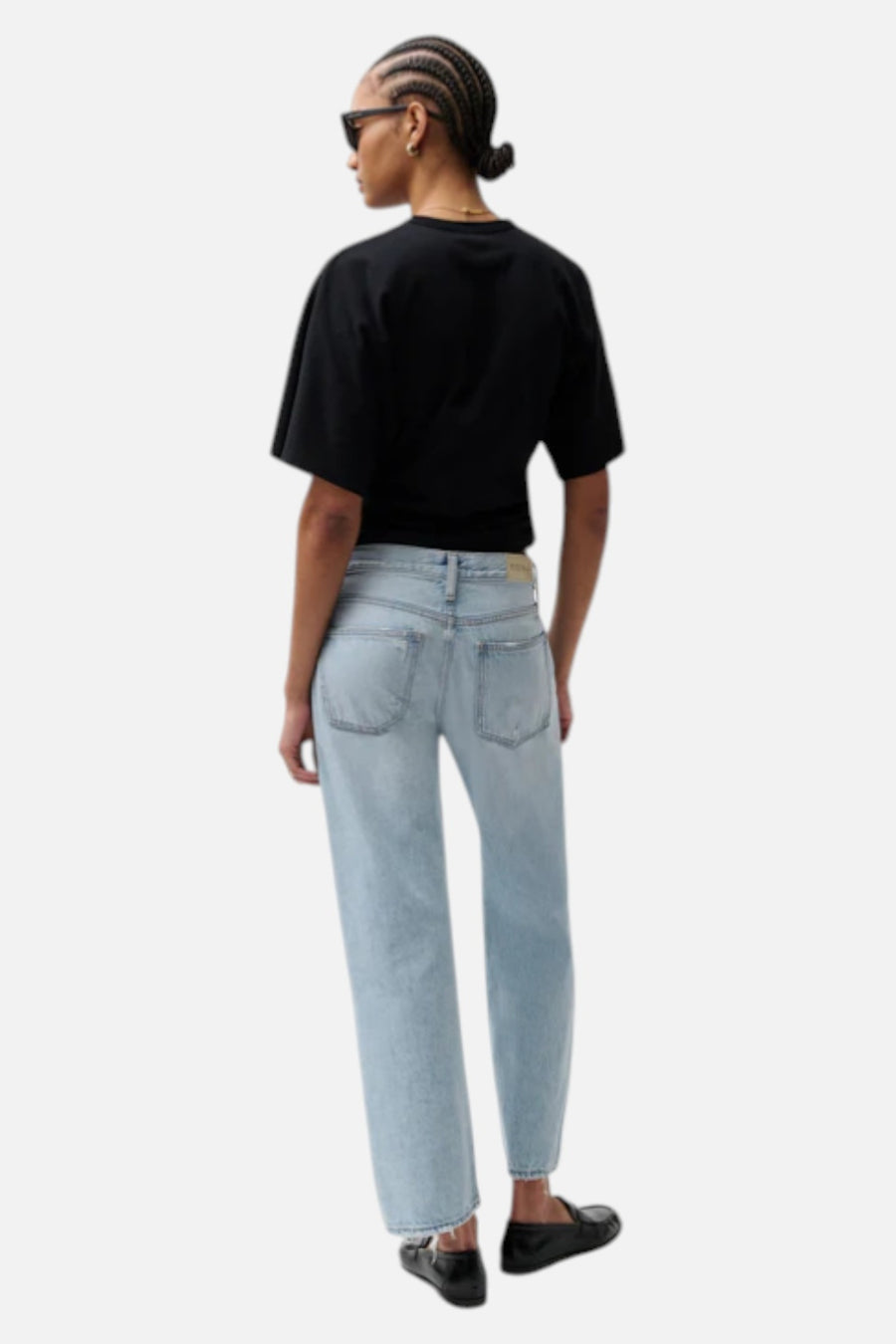 Pistola Lexi Jeans in Dolce Vita Vintage – on model