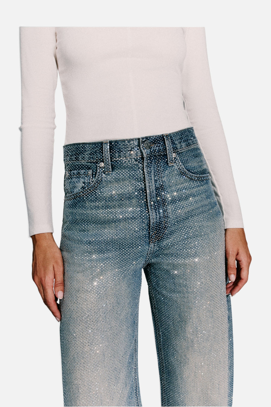 Pistola Wes High Rise Barrel Jean in Moonbeam – detail