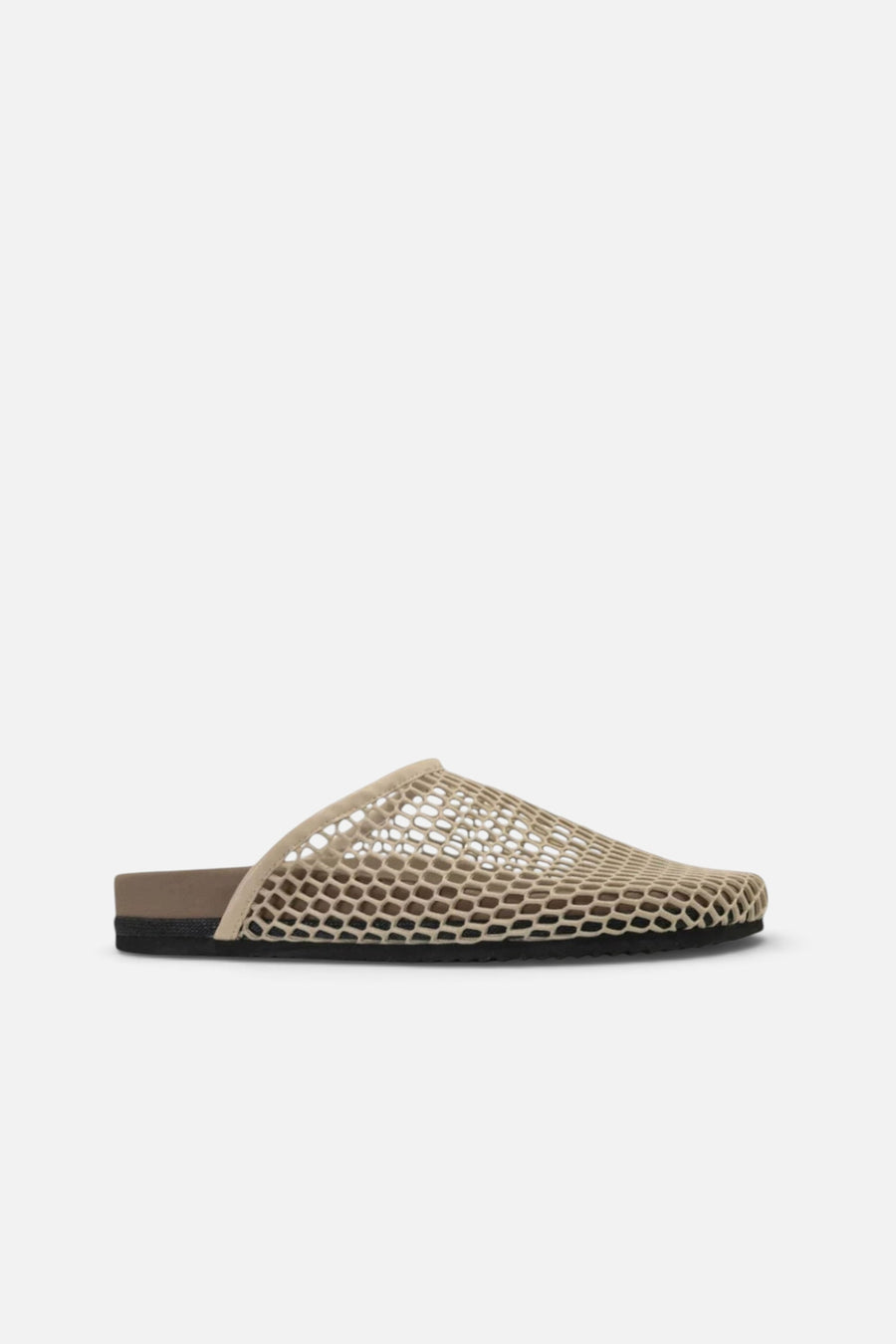 Roam Mesh Clog in Cream – side view
