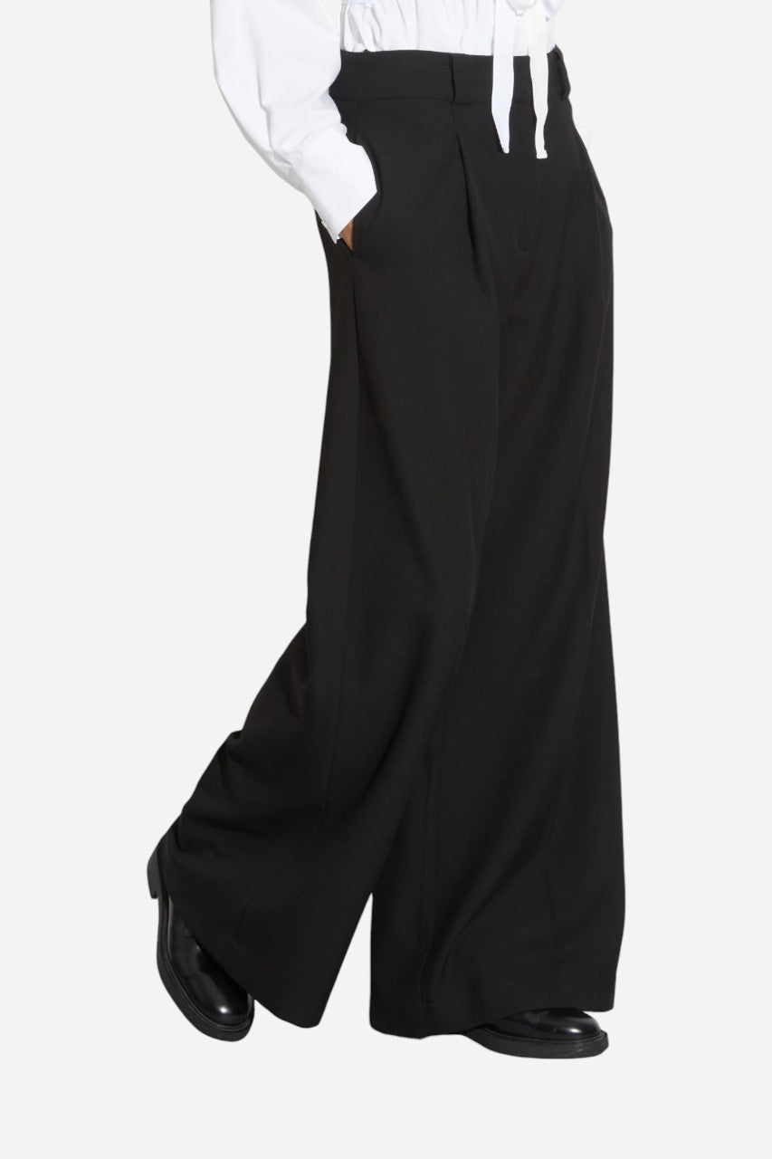 Saint Art Tiffany Mid-Waisted Wideleg Trouser Black – back view