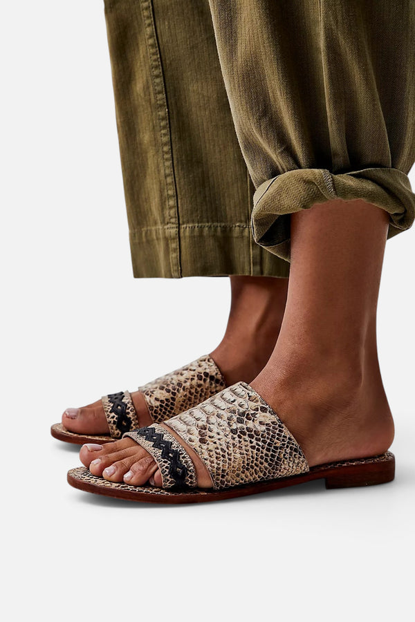Saturday Sandal in Snake