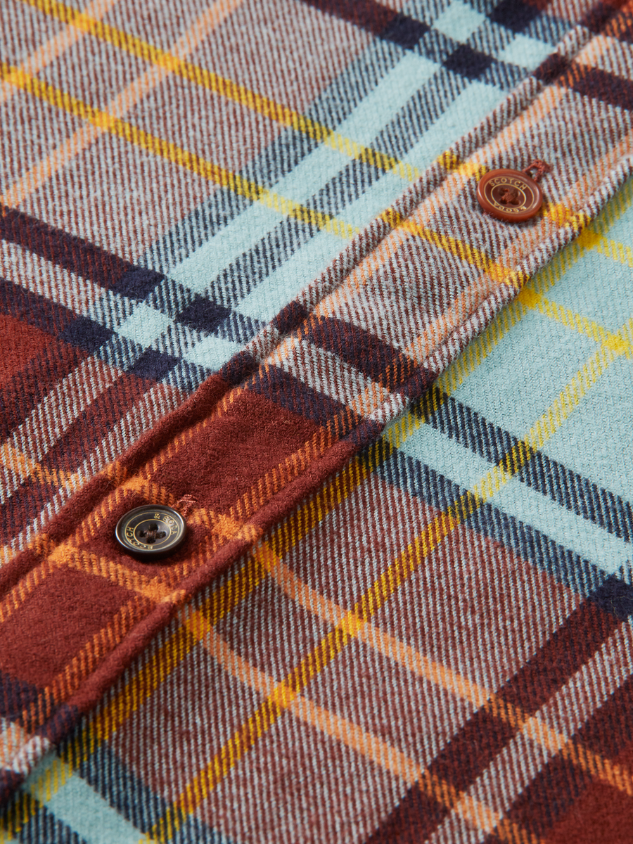 Scotch & Soda Mid-Weight Brushed Flannel – side view