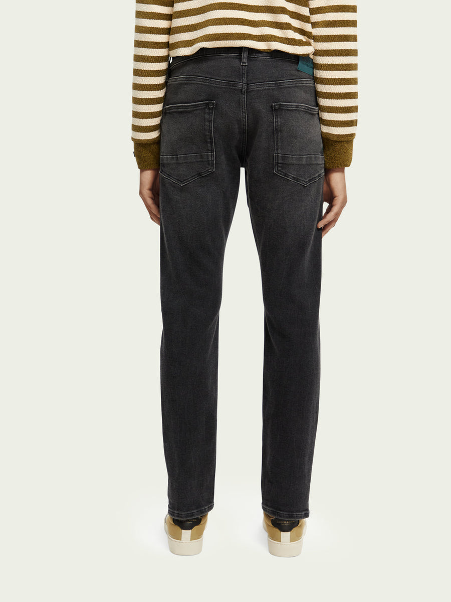 Scotch & Soda Ralston Regular Slim Fit Jeans in Carbon – side view