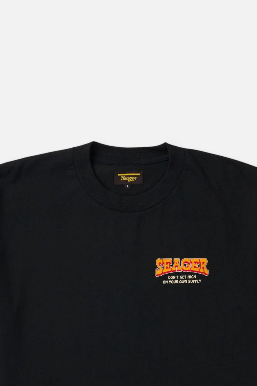 Seager Hog High Tee Black – detail