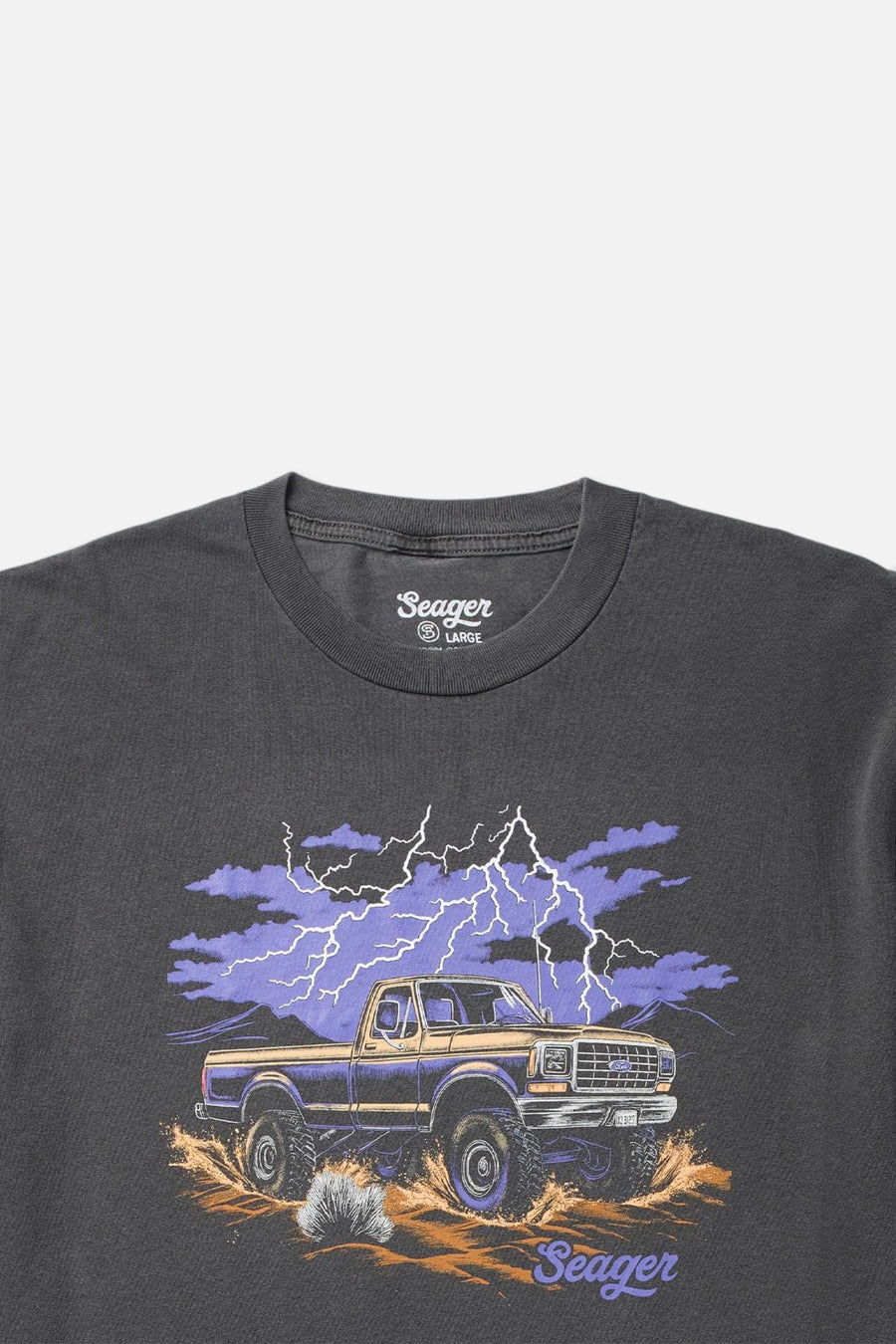 Seager Mud Romp Premium Tee in Pigment Black – print detail