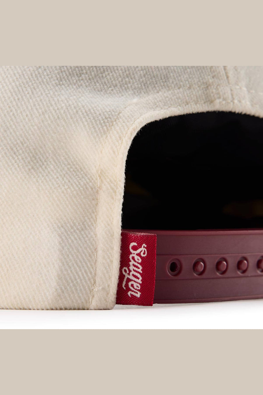 Seager x Waylon Jennings Good Hearted Woman Snapback in Red – detail