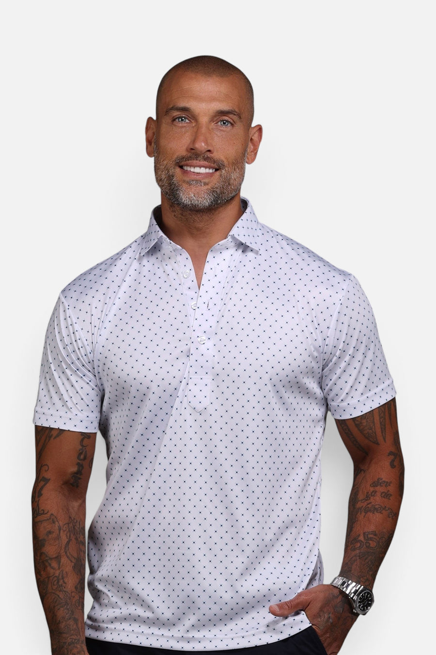 Semi-Spread Collar Polo in White Pebble Beach 5 Diamond – front view
