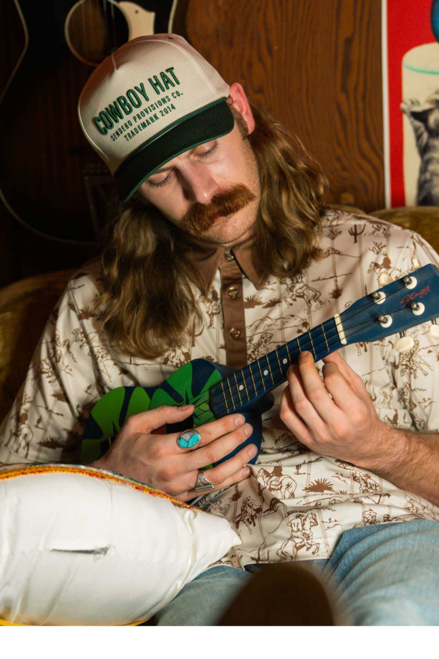Sendero High Noon Performance Polo in Desert Rodeo – back view