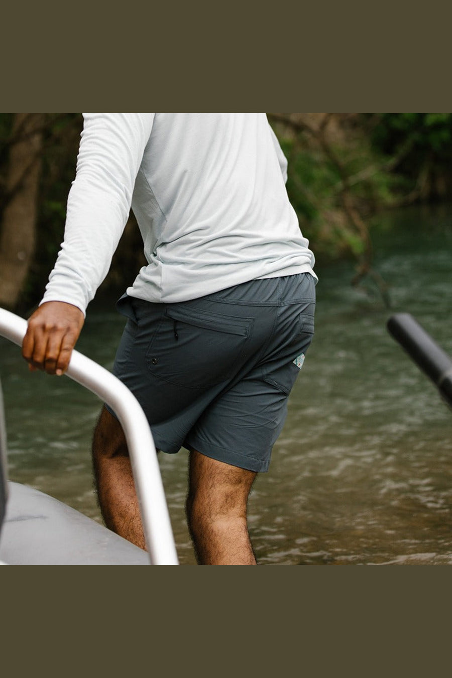 Sendero Provisions Bajada Hybrid Short in Slate Gray – flat lay
