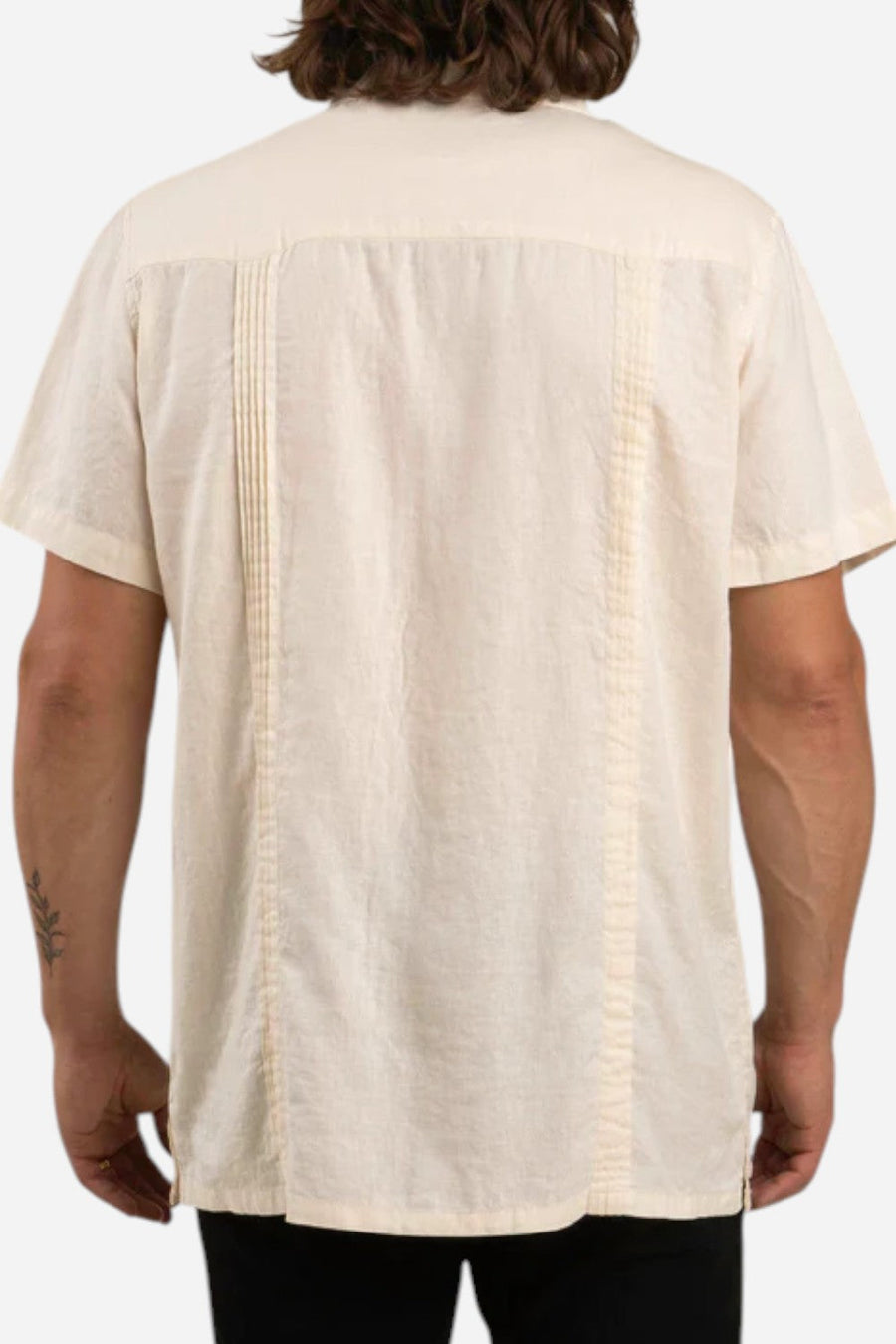Sendero Provisions Caballero Guayabera in Vintage White – flat lay