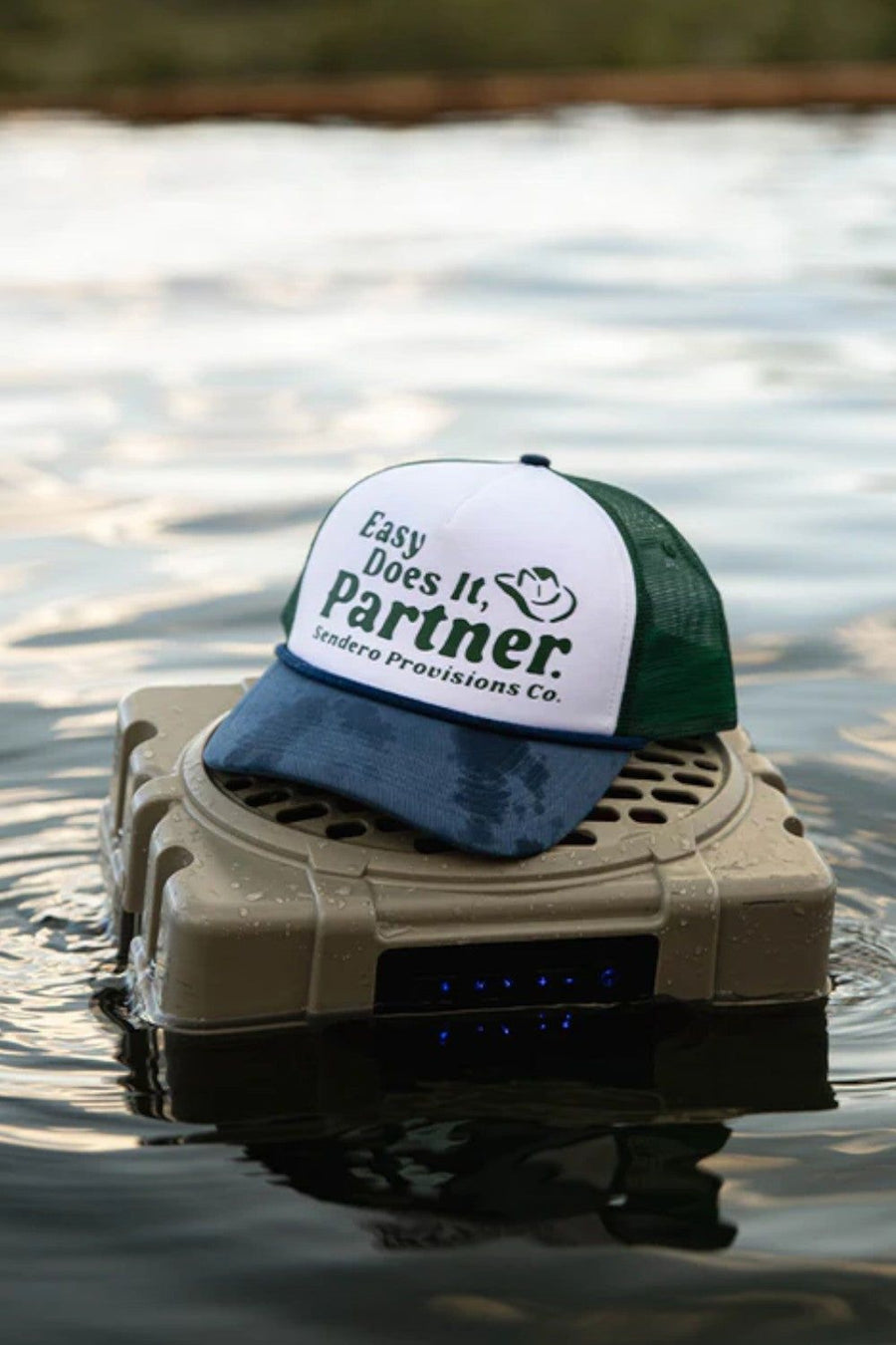 Sendero Provisions Easy Does It Hat in White/Green – side view