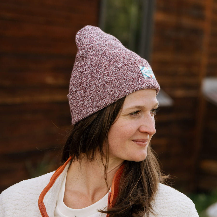 Sendero Provisions The Sendero Classic Beanie in Marl Burgundy – detail