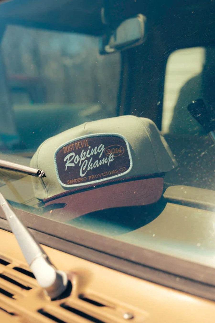 Sendero Roping Champ Hat – flat lay