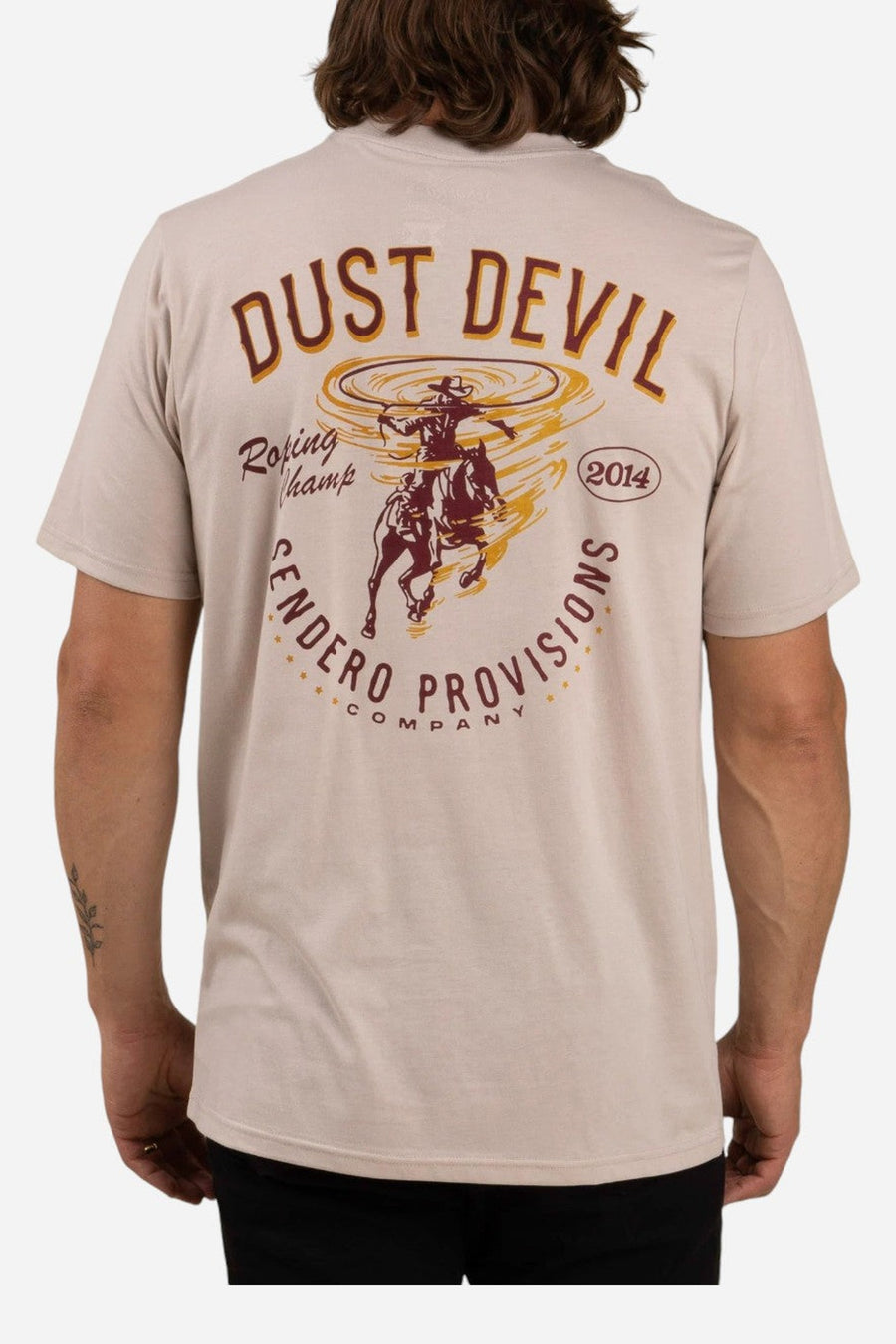 Sendero Roping Champ T-Shirt Sand – on model