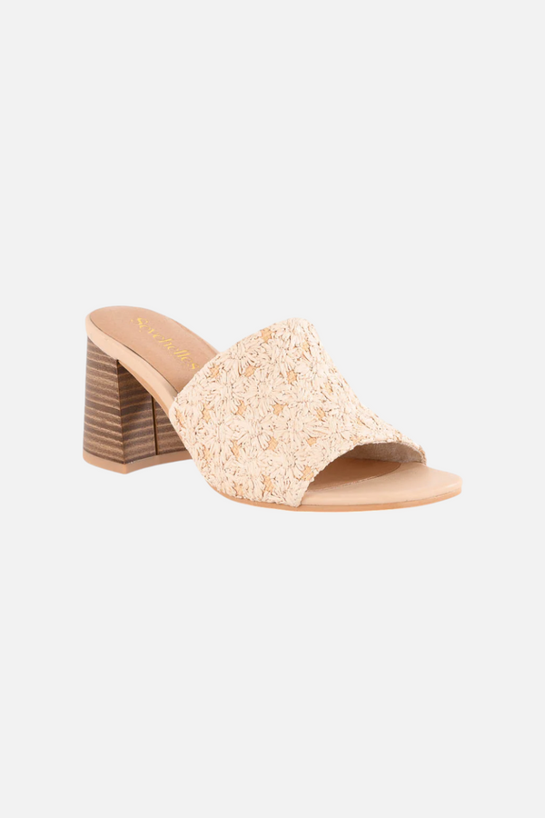 Seychelles Adapt III in Natural Daisy Raffia