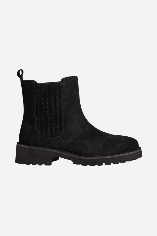 Seychelles Cashew Booties in Black Suede