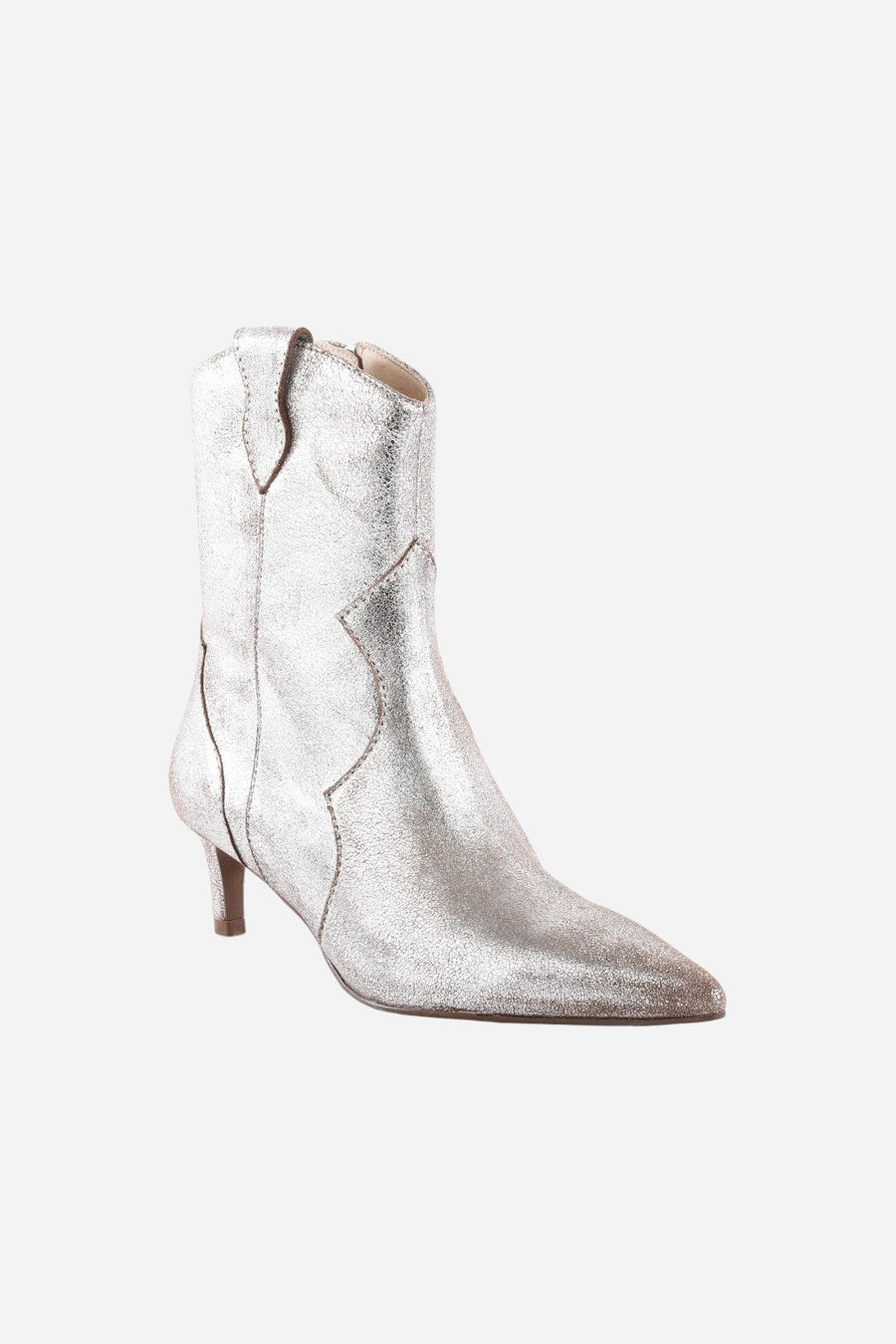 Seychelles Dallas Distressed Pewter Bootie – detail