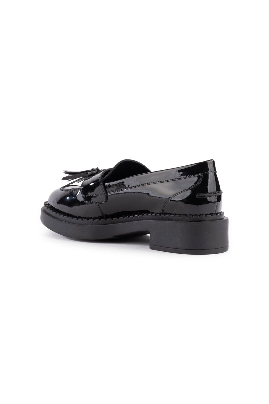 Seychelles Final Call Loafer in Black Patent – detail