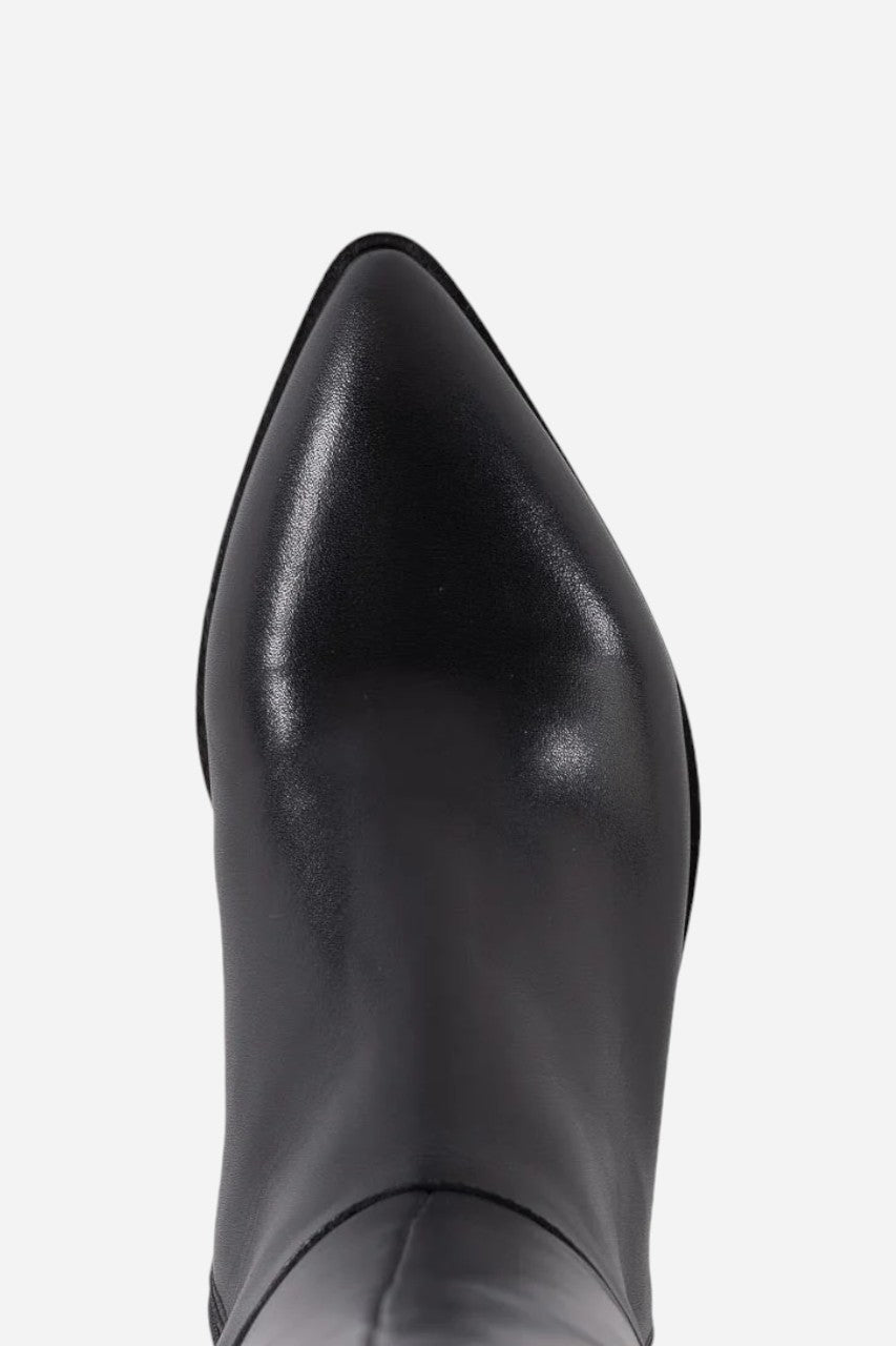 Seychelles Gentle Touch Tall Boot in Black – detail