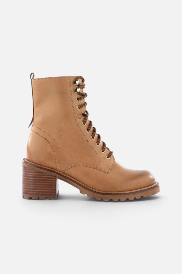 Seychelles Irresistible Boot In Tan Nubuck