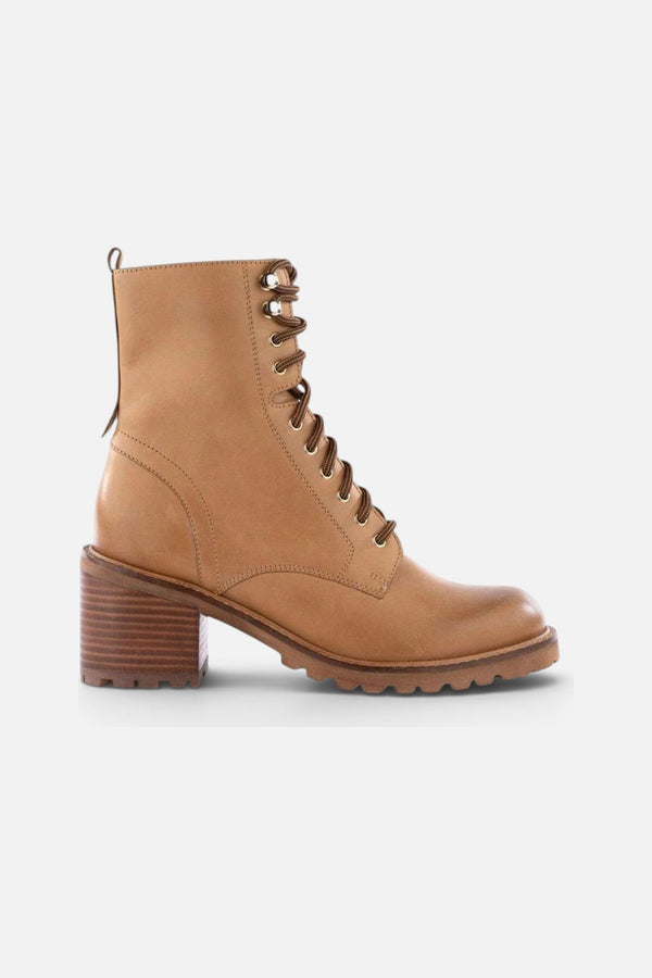 Seychelles Irresistible Boot In Tan Nubuck