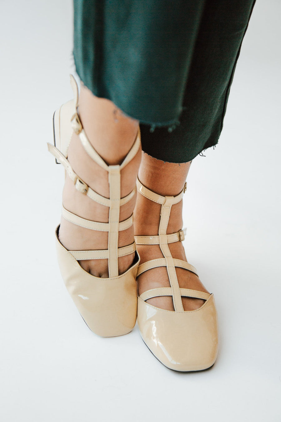 Seychelles Kissing Booth Sandals in Beige Patent Leather – back view