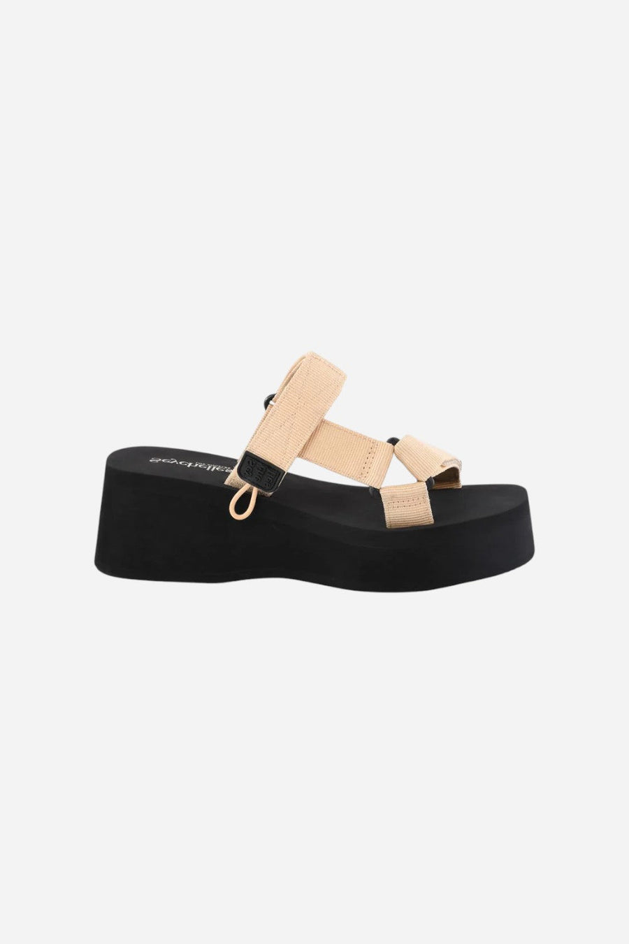 Seychelles Skip To Me Sandal in Beige – front view