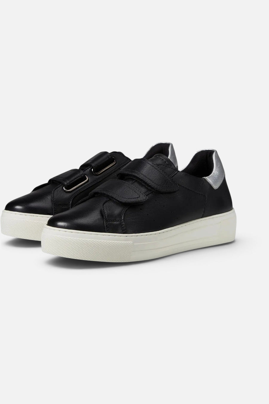 Seychelles Trading Places Sneakers in Black – back view