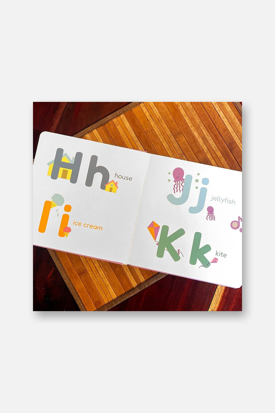 Sing the Alphabet (Headphone Edition) – detail