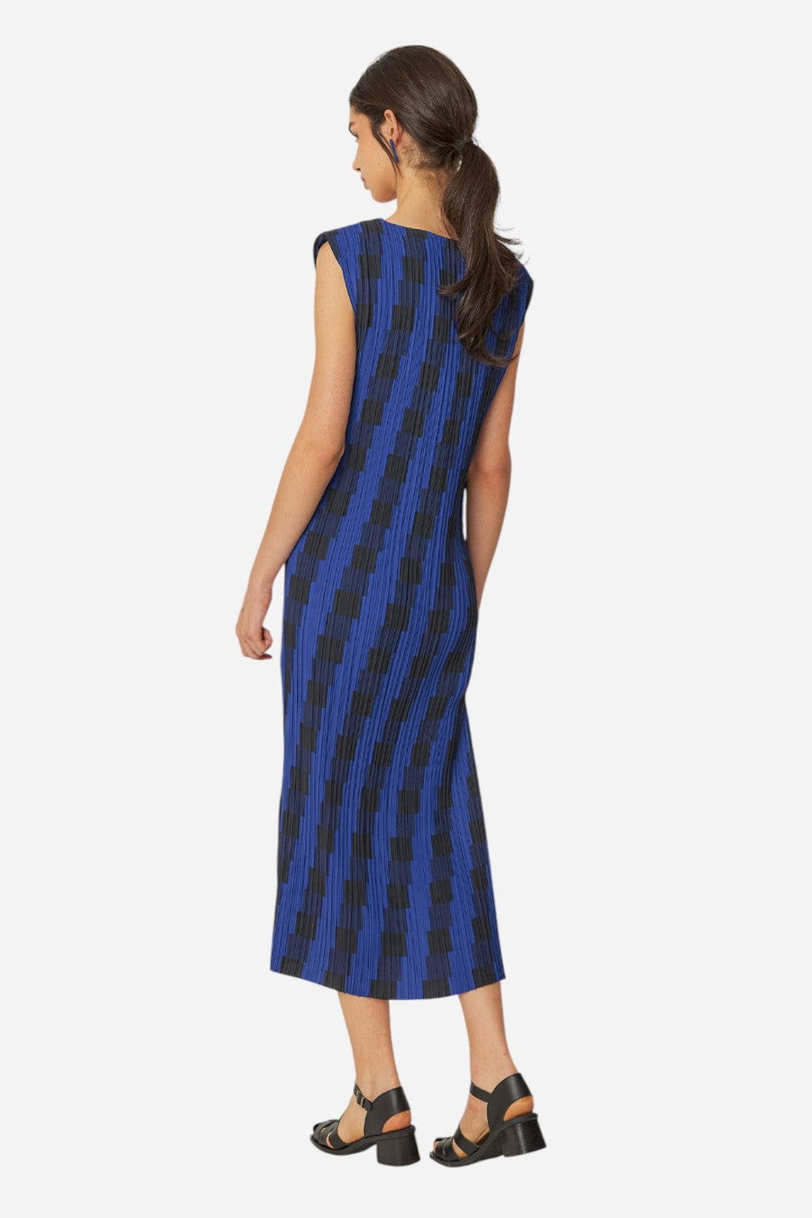 SKFK Idurre Dress – side view