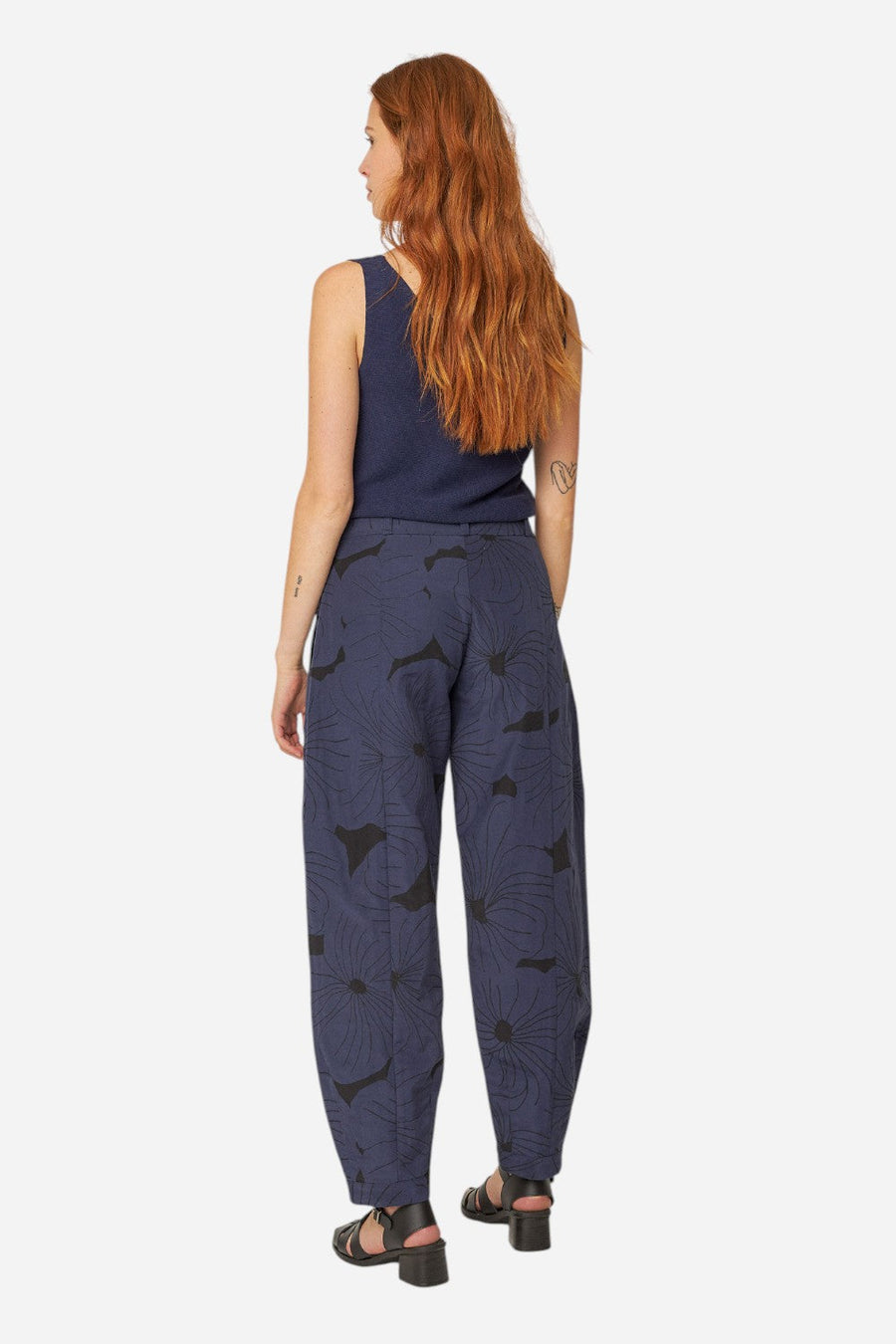 SKFK Jordana Trouser in Kokomo – side view