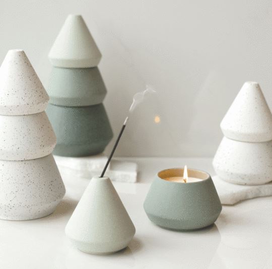 Small Tree Stack Candle in Green – back view