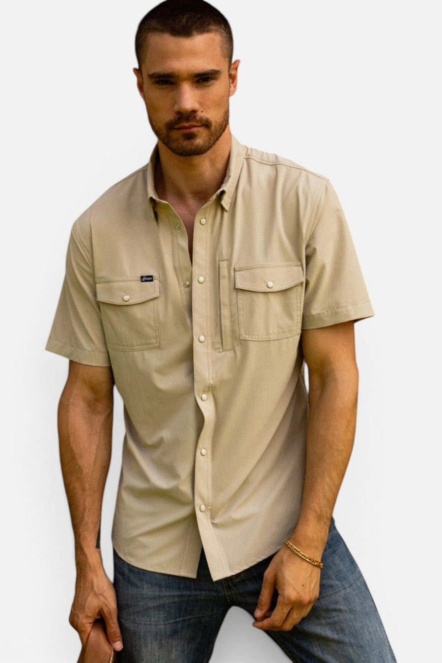 Snaps Clothing Inc. Traveler Short Sleeve in Sand – on model