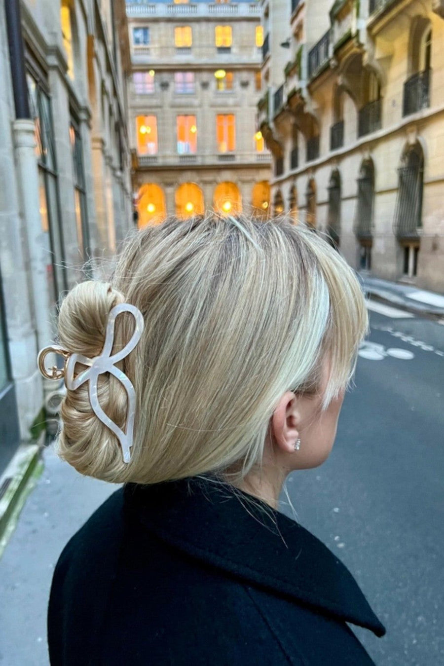Solar Eclipse Ballet Bow Pearl Claw Clip – back view