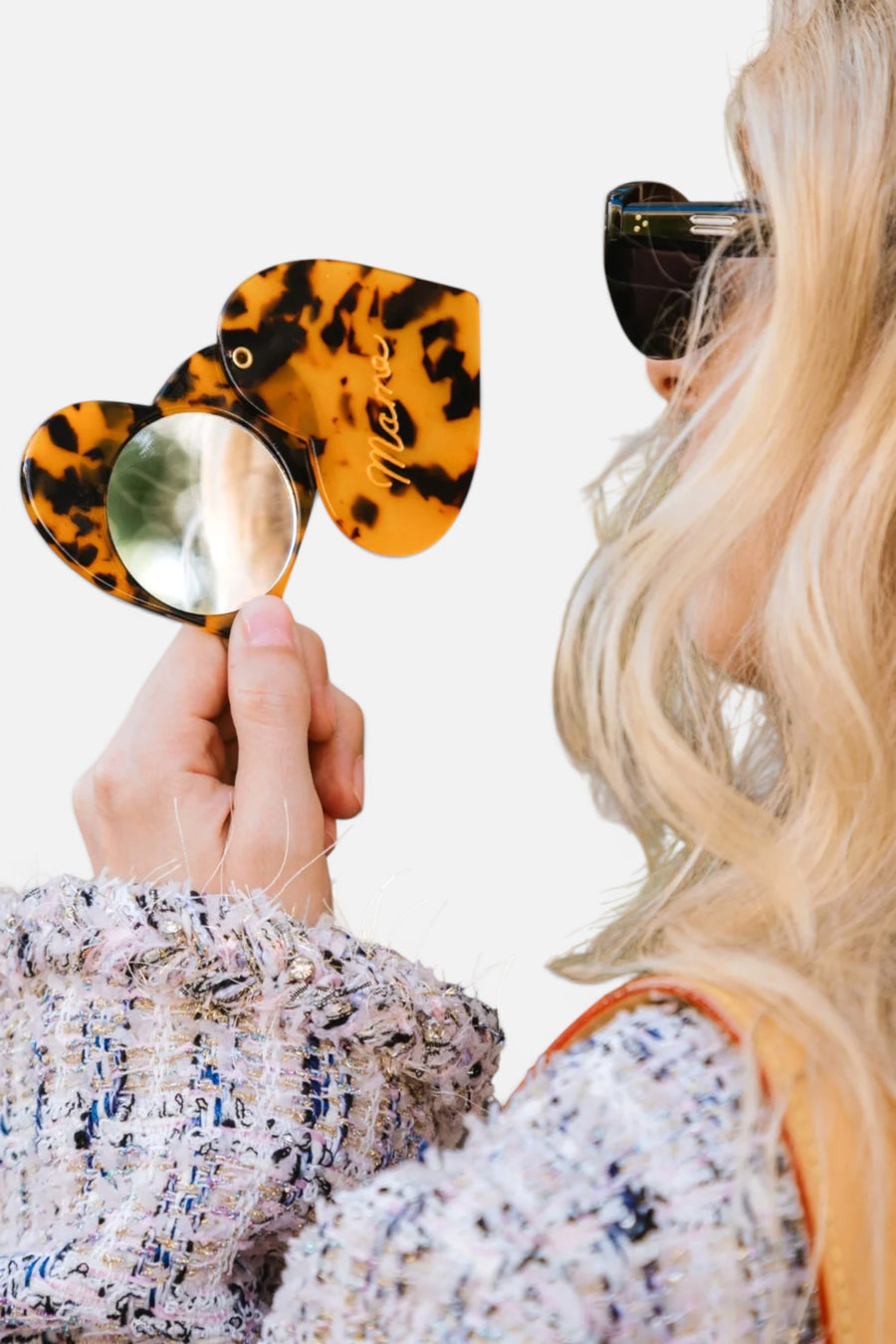 Solar Eclipse Mama Heart Tort Compact Mirror in Tortoise – back view