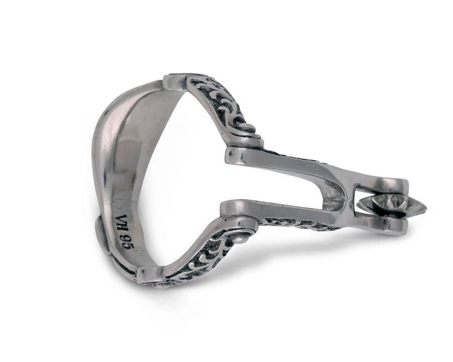 Spurs Napkin Ring – detail