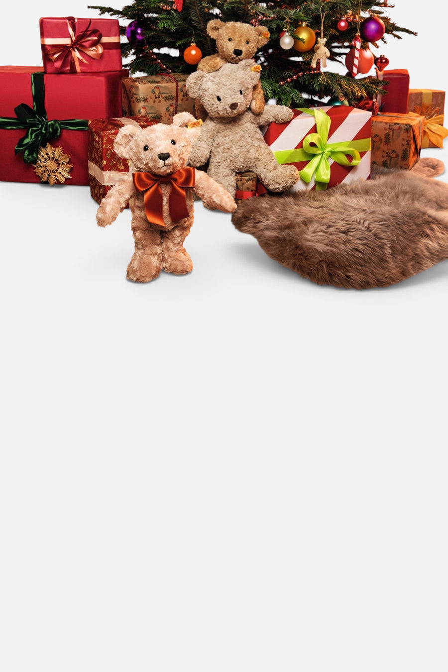 Steiff Elmar Teddy Bear in Golden Brown – back view